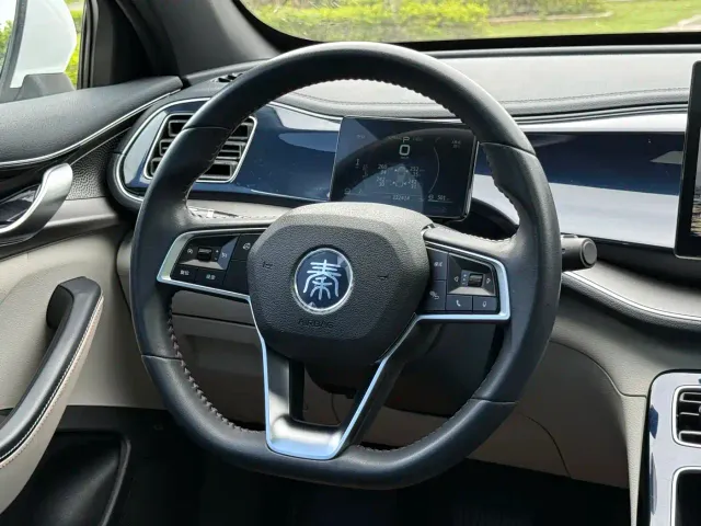 BYD Qin PLUS — Фото автомобиля 8