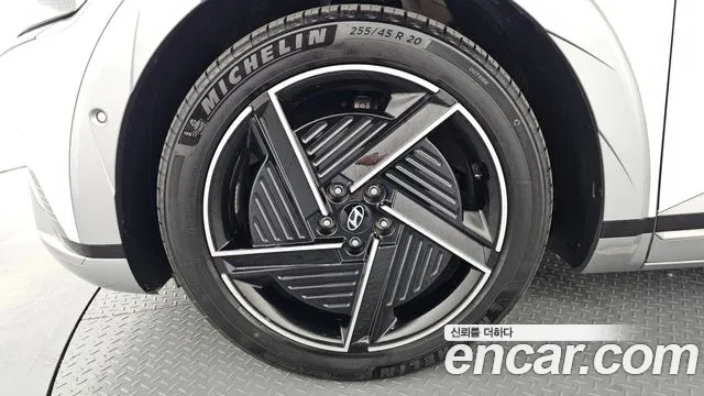 Hyundai Ioniq5 — Фото автомобиля 5