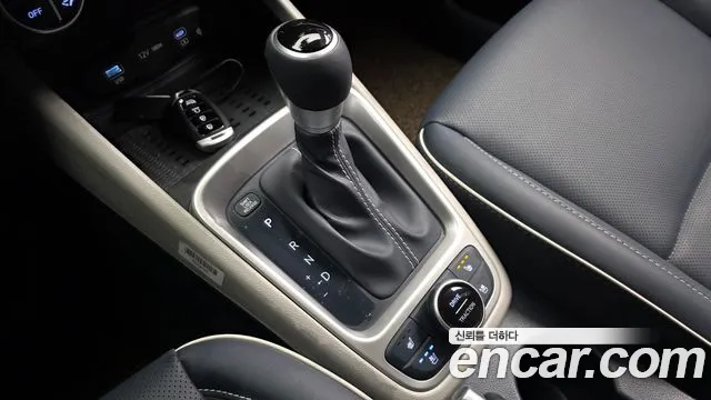 Hyundai Venue Venue 1.6 Flux — Фото автомобиля 9