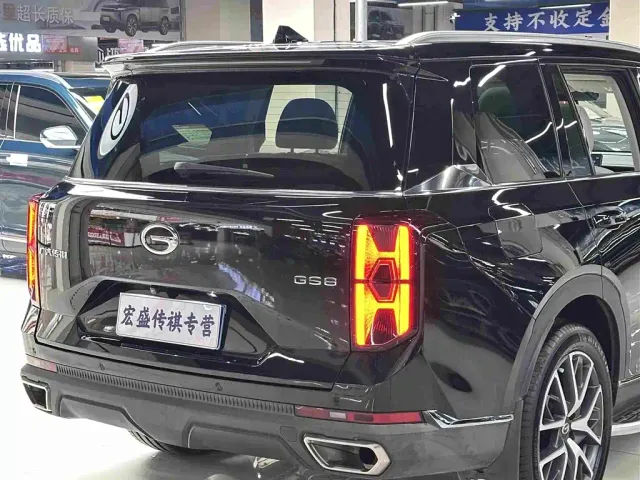 GAC Trumpchi GS8 — Фото автомобиля 9