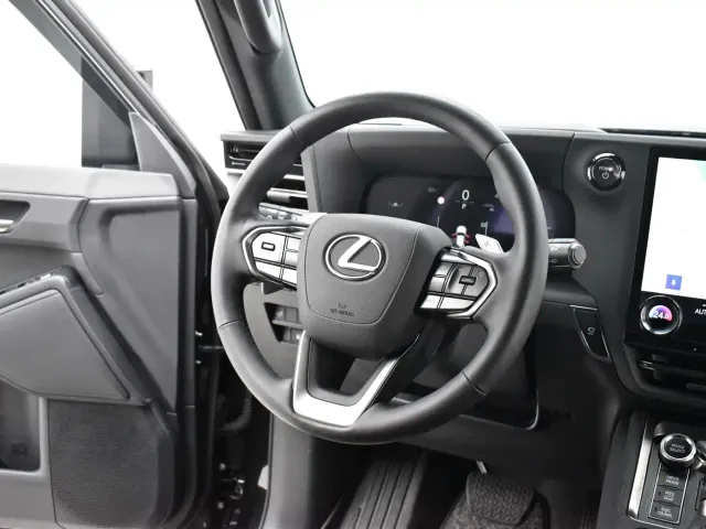 Lexus GX — Фото автомобиля 11