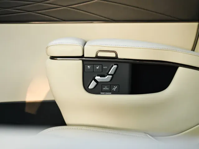Toyota Alphard — Фото автомобиля 16