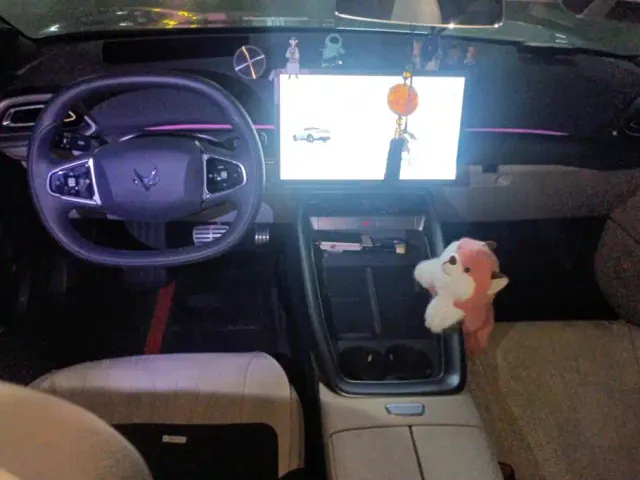 Arcfox Alpha S5 — Фото автомобиля 12