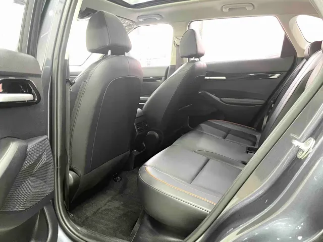 Kia Seltos — Фото автомобиля 7