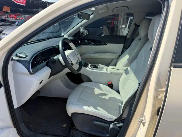 Geely Starry Wish — Фото автомобиля 4
