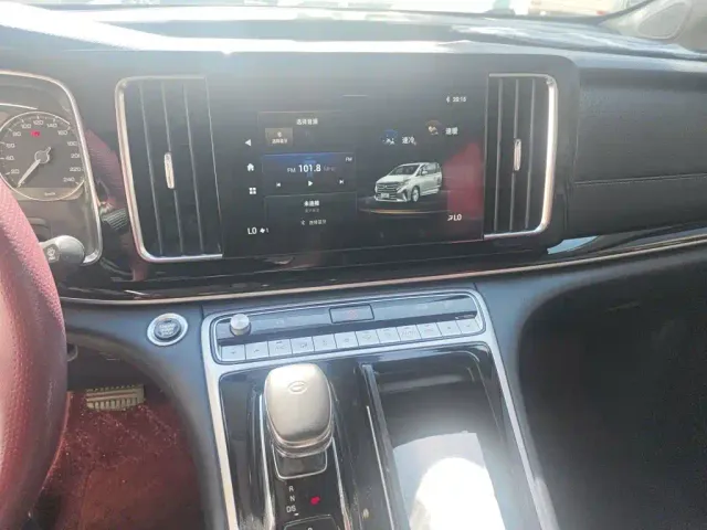 GAC Trumpchi M8 — Фото автомобиля 9
