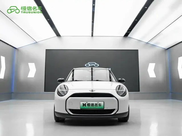 MINI Cooper — Фото автомобиля 2