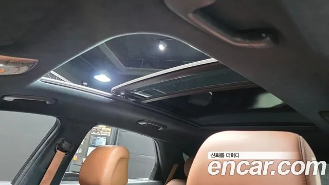 Genesis GV70 — Фото автомобиля 17