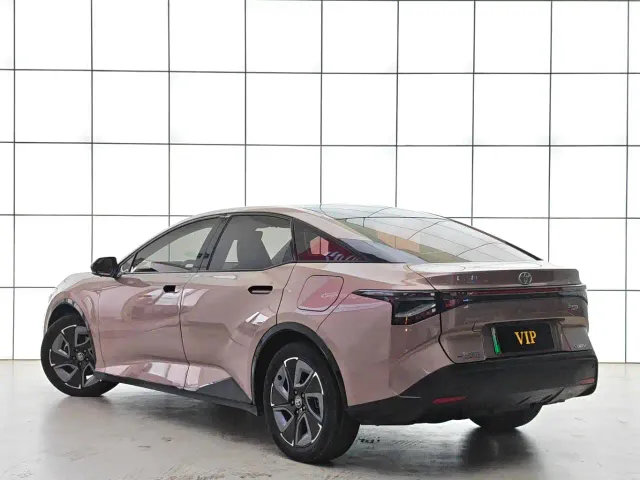 Toyota bZ3 — Фото автомобиля 4