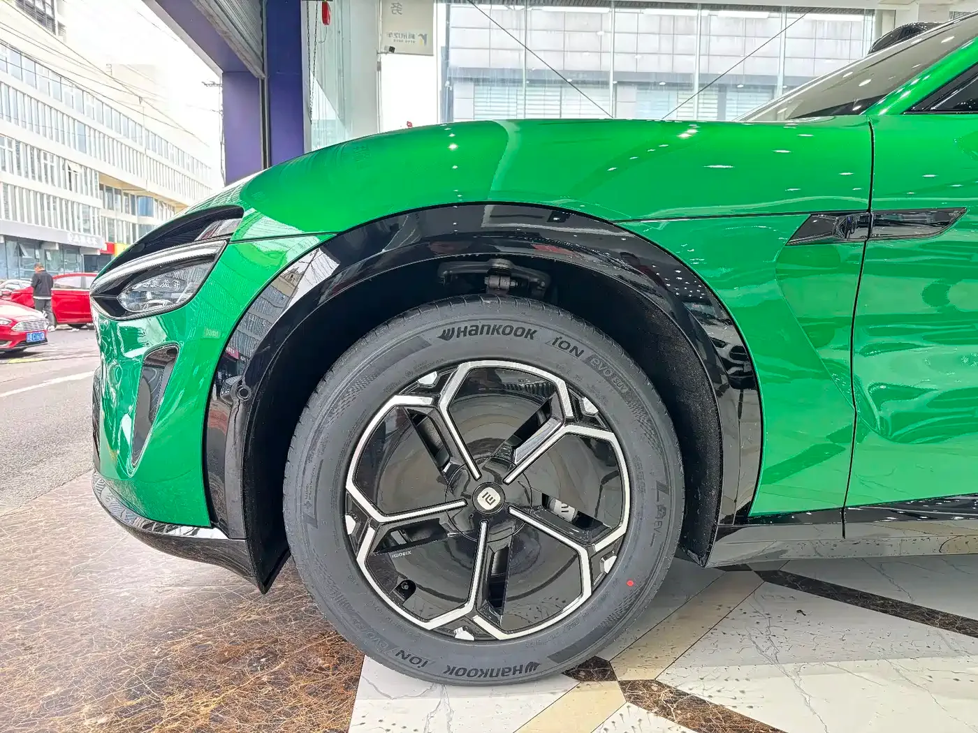 Xiaomi Auto Xiaomi YU7 2025 Extended Range RWD Edition — Фото автомобиля 19