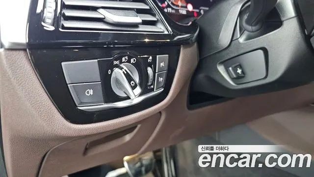 BMW 5 Series G30 — Фото автомобиля 26
