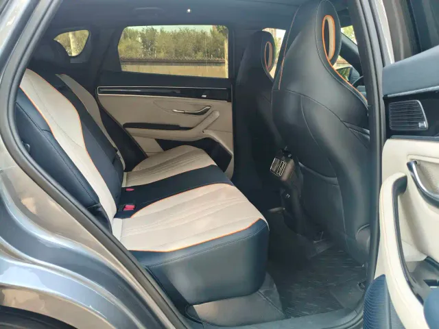 BYD Song PLUS — Фото автомобиля 11