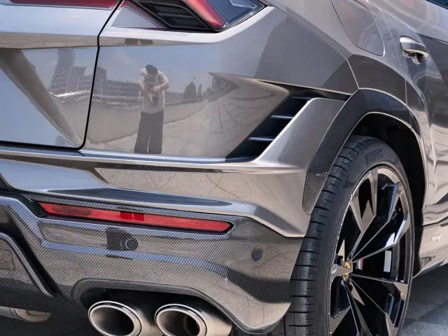 Lamborghini Urus — Фото автомобиля 10