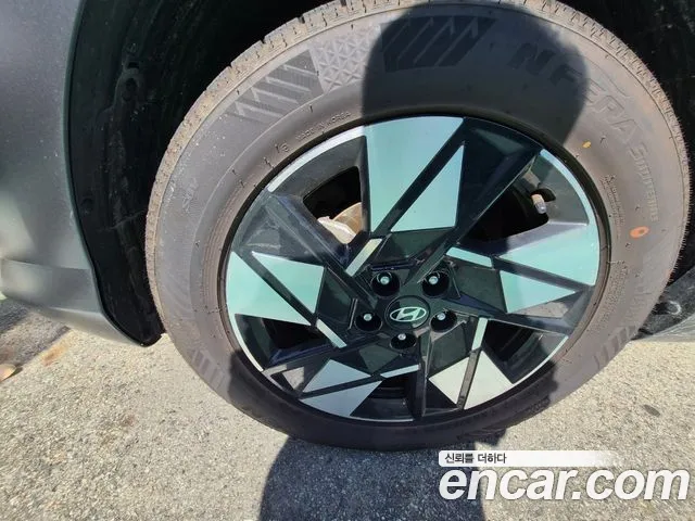 Hyundai Kona SX2 — Фото автомобиля 10
