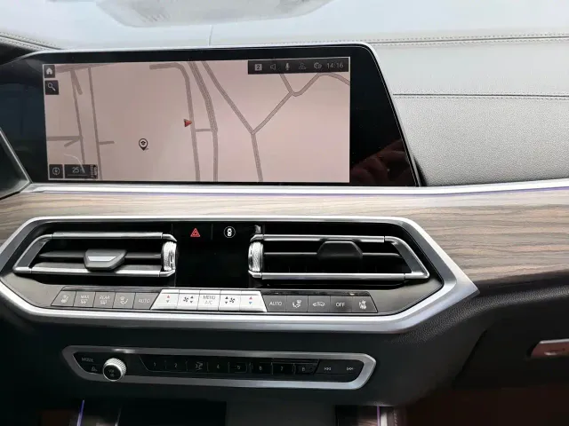 BMW X5 — Фото автомобиля 15