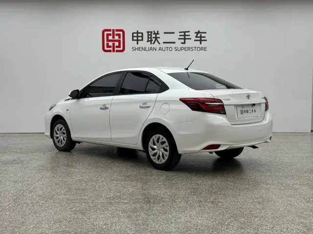 Toyota Vios — Фото автомобиля 2