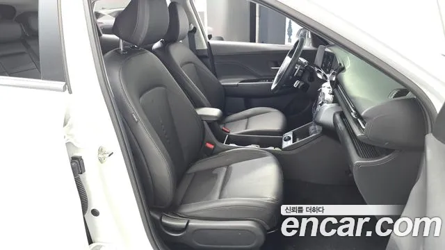 Hyundai Kona SX2 — Фото автомобиля 16