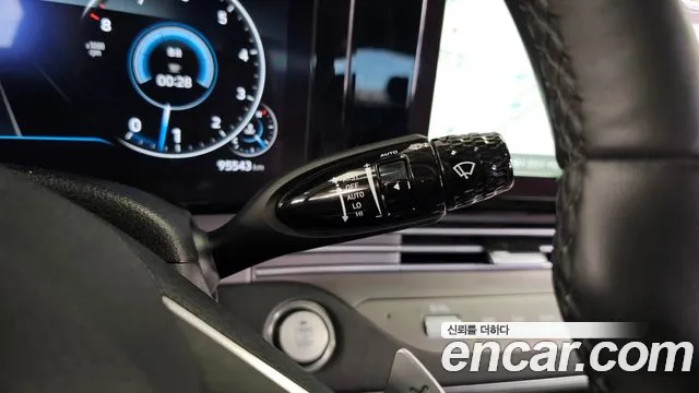 Hyundai Grandeur New — Фото автомобиля 24