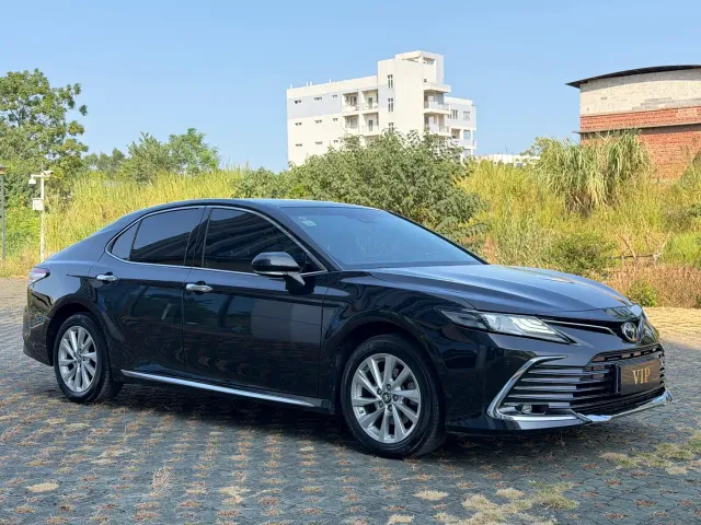 Toyota Camry — Фото автомобиля 3