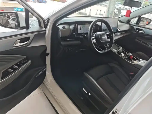 GAC Aion S Plus — Фото автомобиля 15