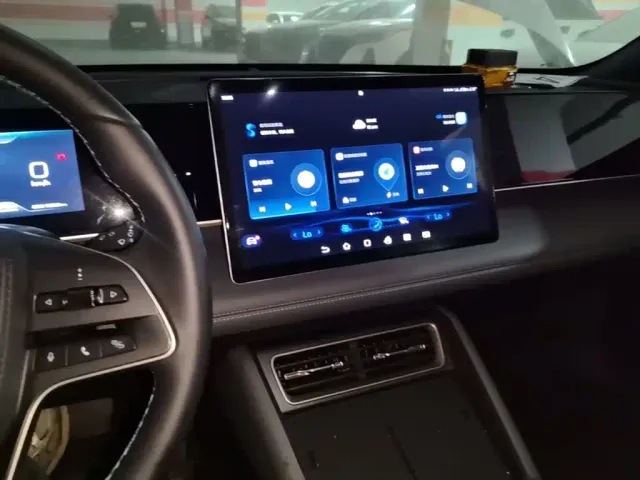 BYD Qin L — Фото автомобиля 12