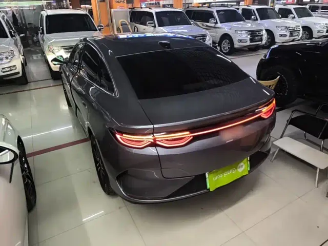 BYD Qin L — Фото автомобиля 4