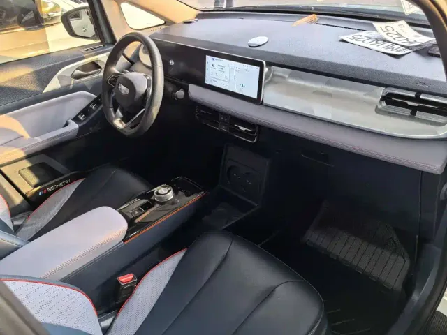Geely Geometry E Firefly — Фото автомобиля 10