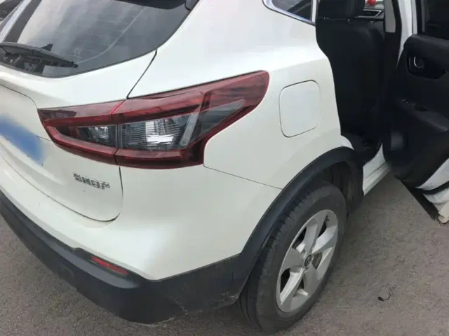 Nissan Qashqai — Фото автомобиля 6