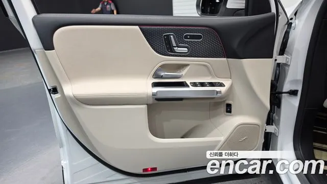 Mercedes-Benz EQB X243 — Фото автомобиля 13