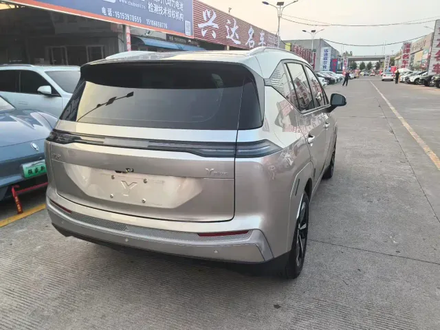 GAC Aion Y — Фото автомобиля 7