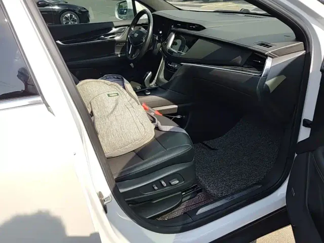 Cadillac XT5 — Фото автомобиля 18