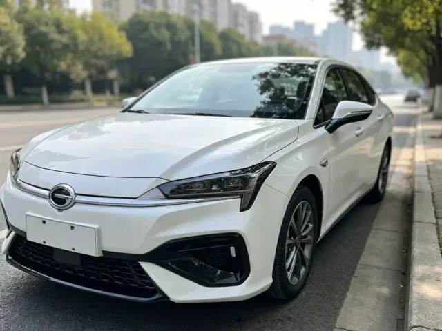 Фотография автомобиля — GAC Aion S