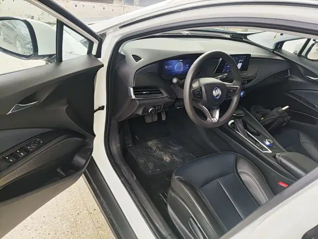 Buick Velite 6 — Фото автомобиля 15