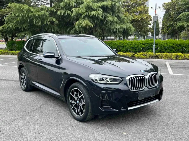 BMW X3 — Фото автомобиля 2
