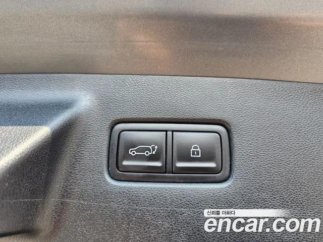Hyundai Santa Fe MX5 — Фото автомобиля 8