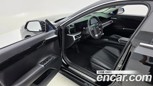 Hyundai Grandeur GN7 — Фото автомобиля 10
