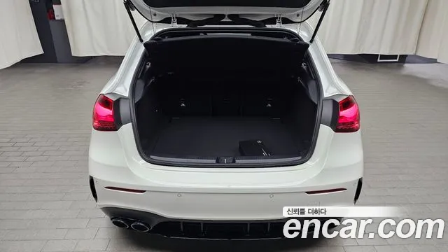 Mercedes-Benz A-Class — Фото автомобиля 16