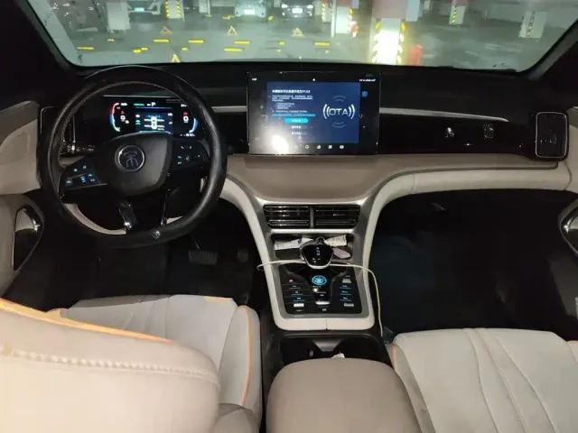 BYD Song Pro — Фото автомобиля 10