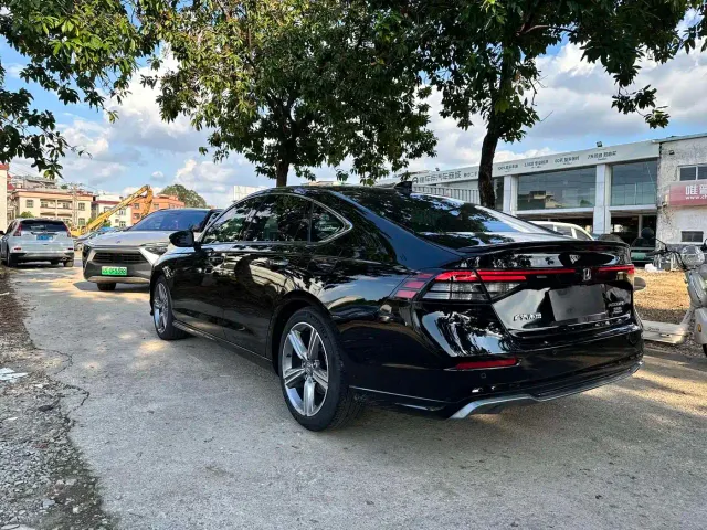 Honda Accord — Фото автомобиля 6