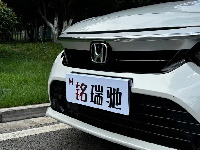 Honda Inspire — Фото автомобиля 3