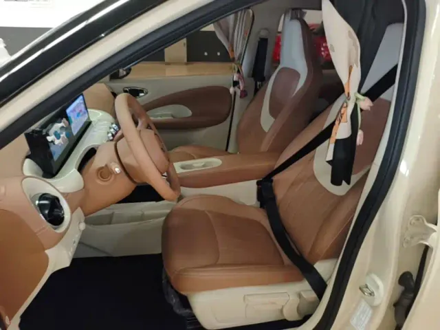 Wuling Bingo — Фото автомобиля 14