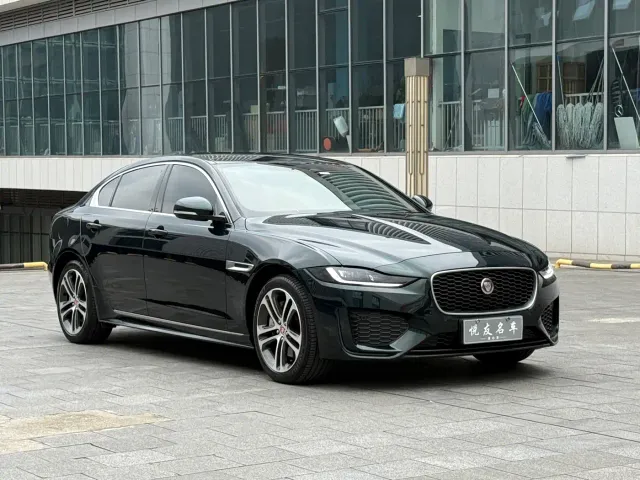 Jaguar XEL — Фото автомобиля 3