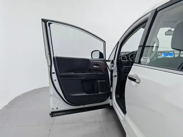 Honda Odyssey — Фото автомобиля 8