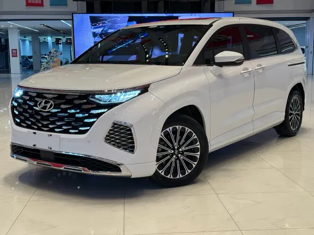 Фотография автомобиля — Hyundai Custo