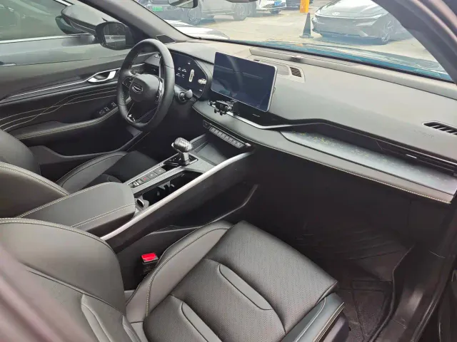 Geely Xingrui — Фото автомобиля 10