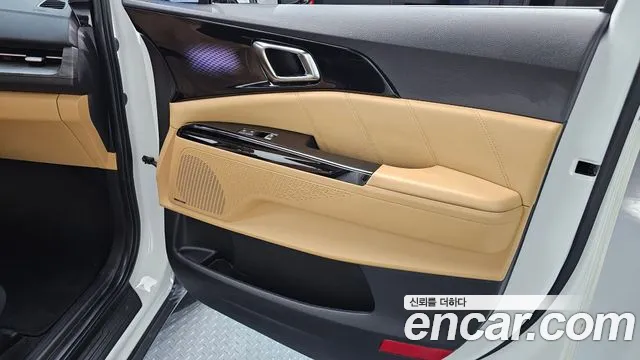 Kia Canival Carnival 4 поколение Бензин 7 мест Signature — Фото автомобиля 20
