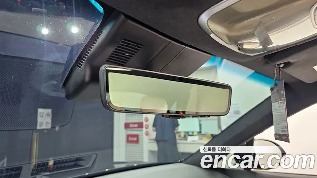 Genesis GV70 — Фото автомобиля 24