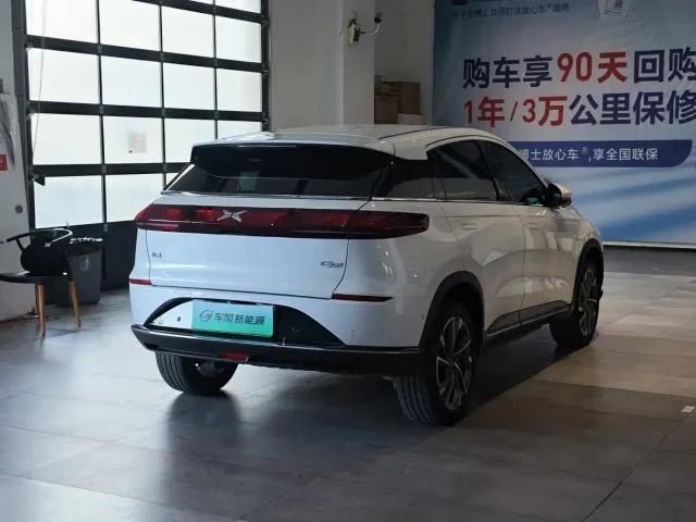 Xpeng G3 — Фото автомобиля 4