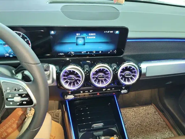 Mercedes-Benz GLB-Class — Фото автомобиля 12