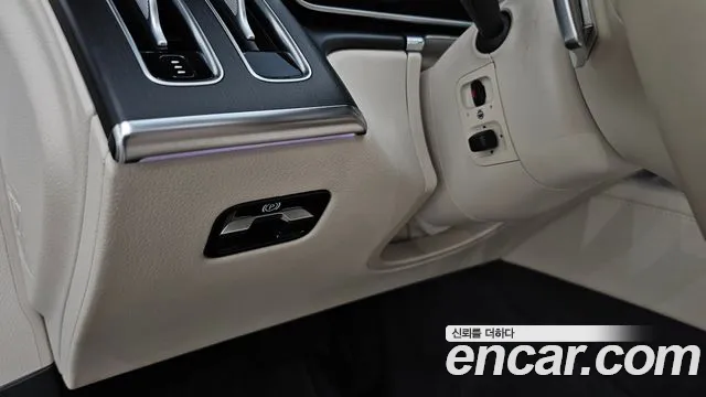 Mercedes-Benz S-Class — Фото автомобиля 19